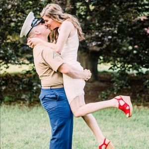 Meet your Posher, Joelle